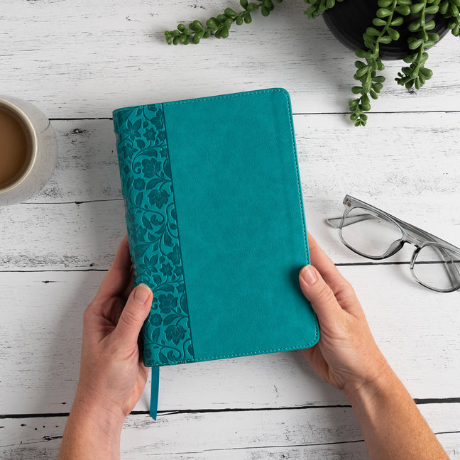 CSB Large Print Personal Size Reference Bible, Teal Leathertouch - Ingram