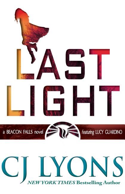 Last Light: A Beacon Falls Thriller, featuring Lucy Guardino - Ingram
